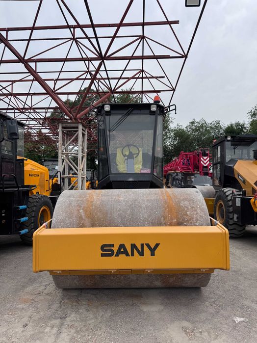 Продажа новых Дорожный каток одновальцовый SANY SSR160AC-8 16т 2025г.