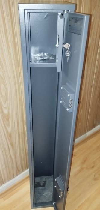 Сейф каса за две пушки