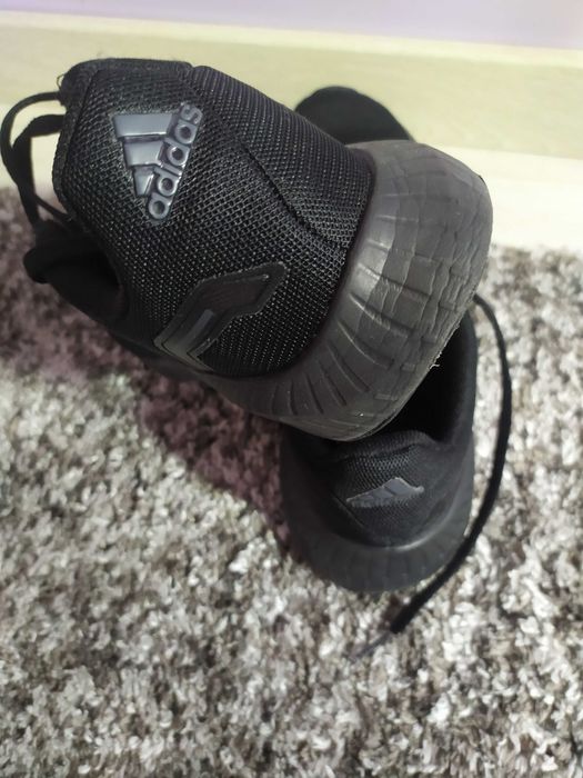 Маратонки Адидас