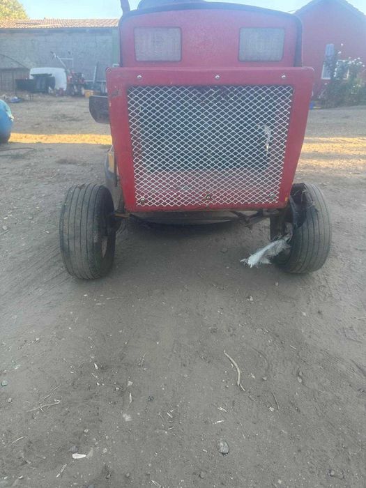 Tractor cu cositoare