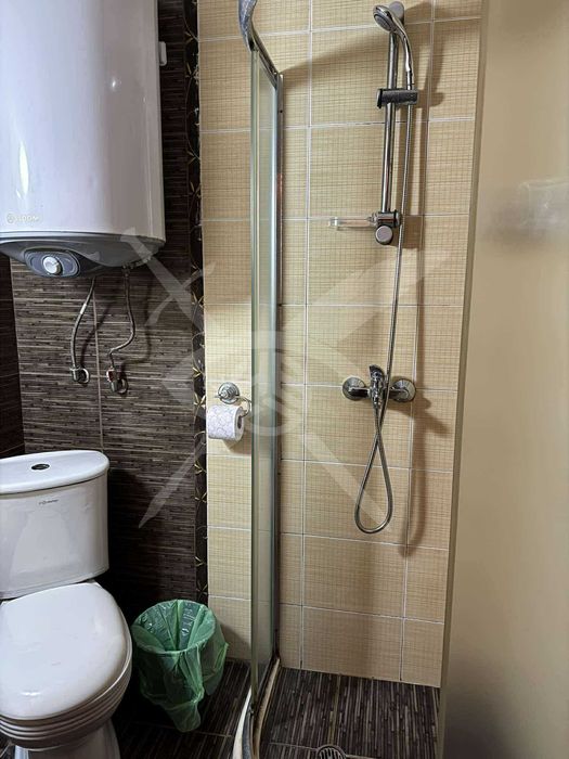 Дава се под наем Едностаен апартамент в к.к. Св.Св. Константин и Елена - 45 кв.м за 400 € - Снимка #2