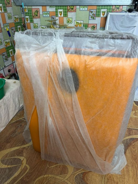 Продам кушетку массажную