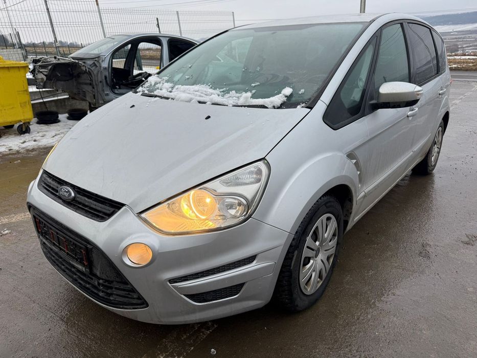 Dezmembrez / Dezmembrari / Piese / Accesorii Ford s-max facelift 2012 2.0 tdci argintie volan stanga
