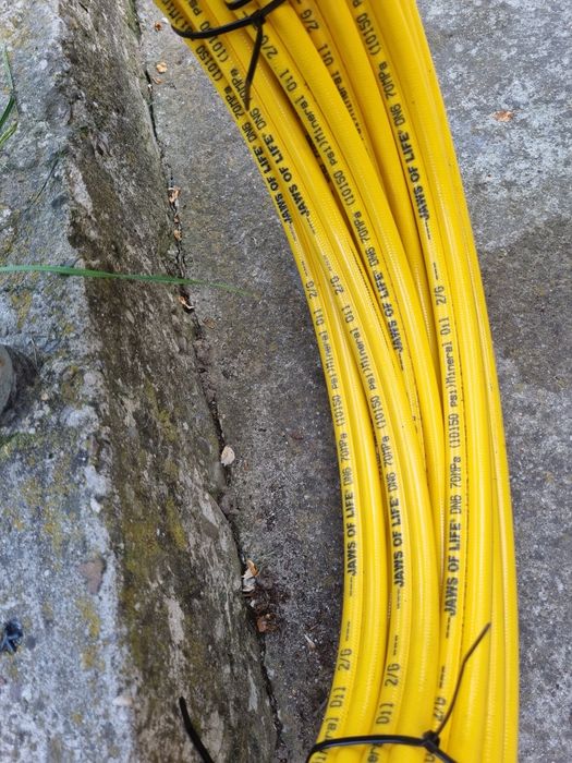 Furtun dublu hidraulic de inalta presiune twin hose  700 bari 10150 psi DN6