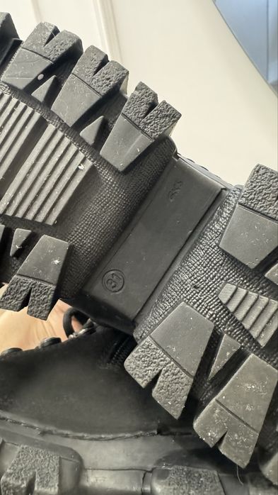 Зимние ботинки. Дешево