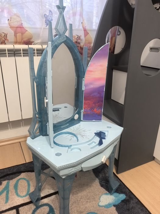 Тоалетка с огледало Disney Froze Елза