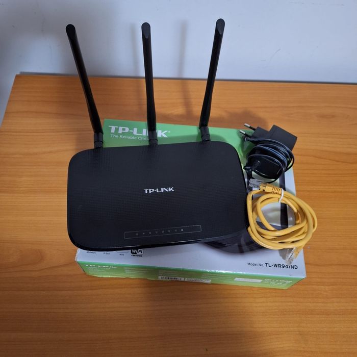 Router wireless N 450Mpbs TP-LINK TL-WR941ND foarte puțin folosit.