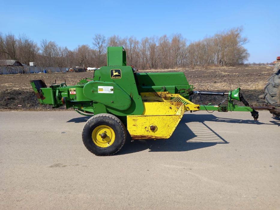 Balotiera John Deere model.359