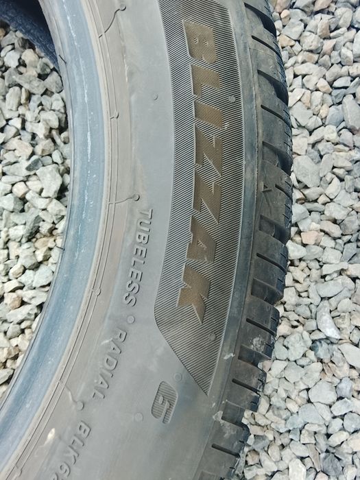 235 50 18. Bridgestone. An 2024