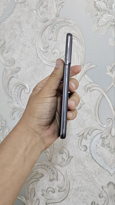 Samsung S21 8/256 gb