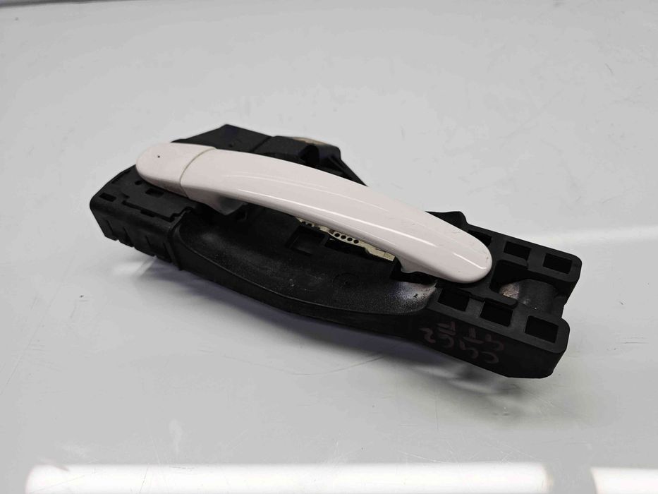 Maner usa stanga fata Audi TT (8J3) [Fabr 2006-2013] LY9C  / 8J0837885