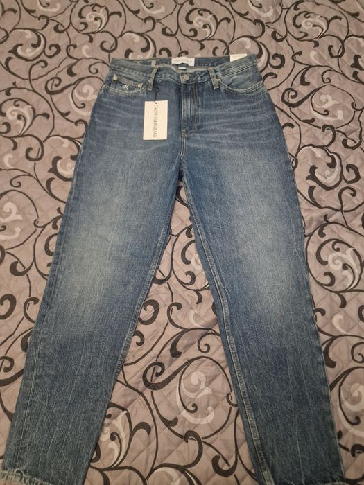 Дънки Calvin Klein