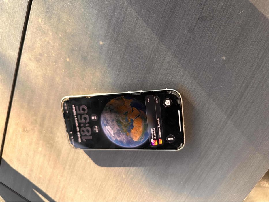 Iphone 16 pro 1 tera 100%