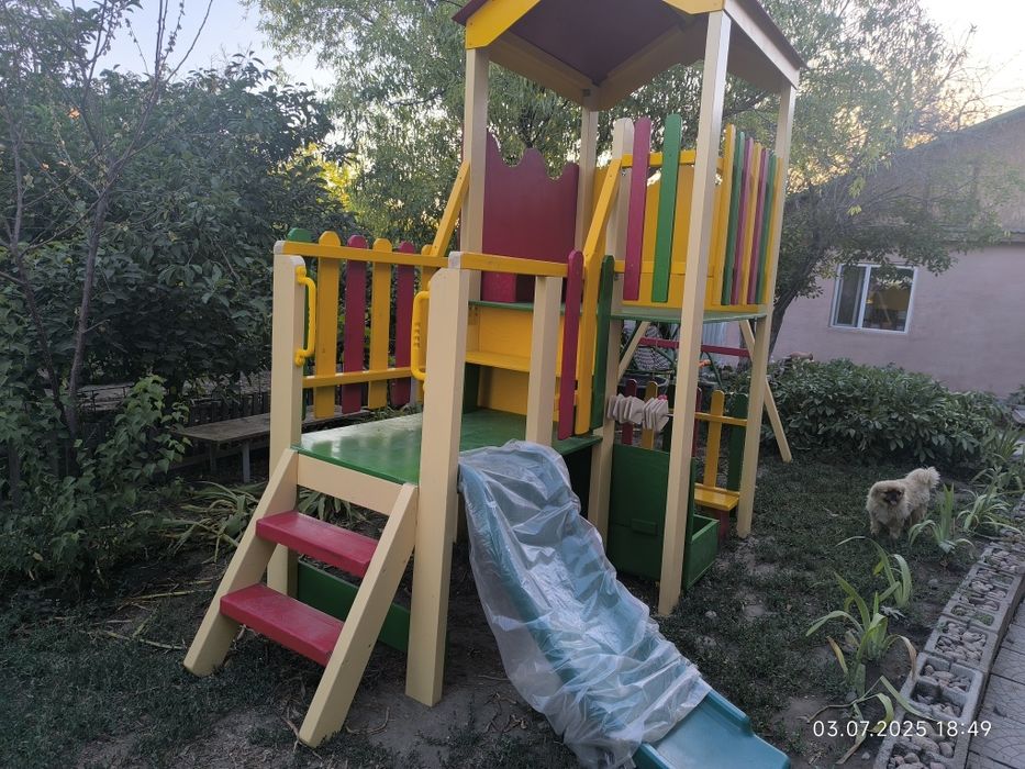 продаем детскую площадку