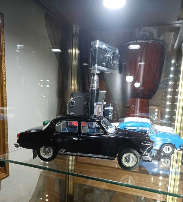Газ 21 Волга Gaz Volga 1:18 мащаб