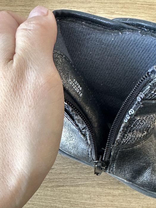 Сапожки детские на девочку