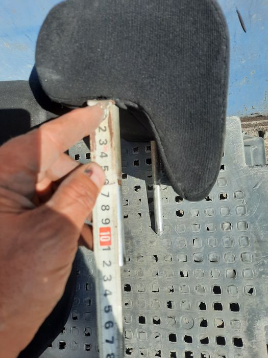 Продам подголовники автомобильные