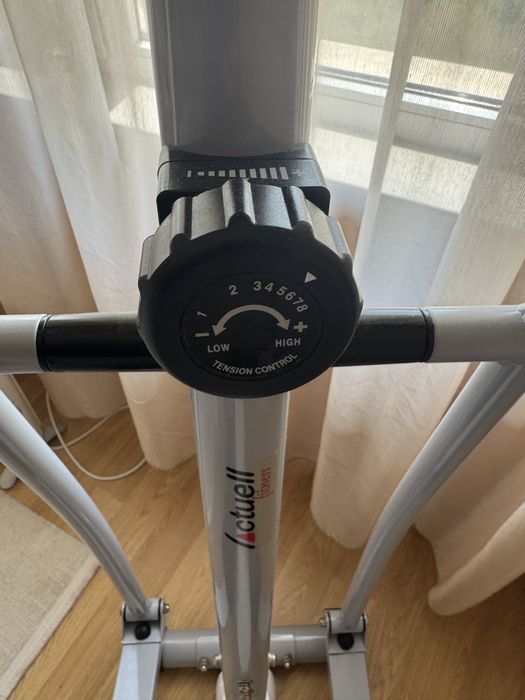 Кростренажор Actuell Fitness с магнитно натоварване с 8 степени