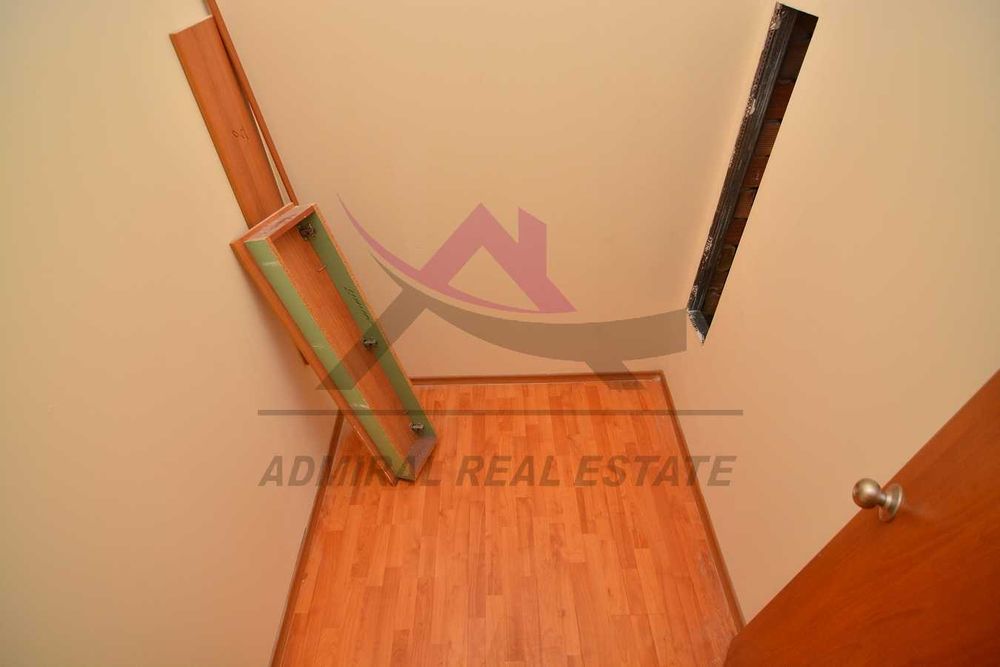 Продава се Тристаен апартамент в Варна, Левски - 190 кв.м за 1253 €/кв.м - Снимка #3