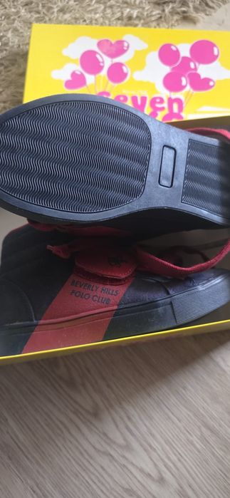 Ghetuțe noi în cutie, nr.31