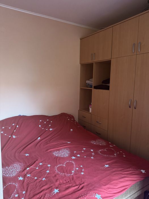 Inchiriez apartament