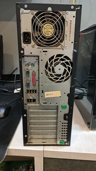 Продам системный блок Hewlett-Packard.