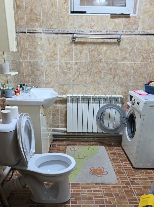 Продаётся дом с бытовой техникой!