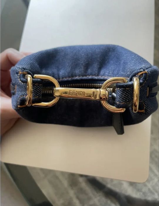 Fendi fendigraphy чанта