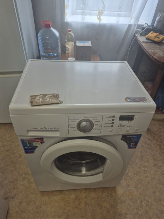 Продам стиральную машину