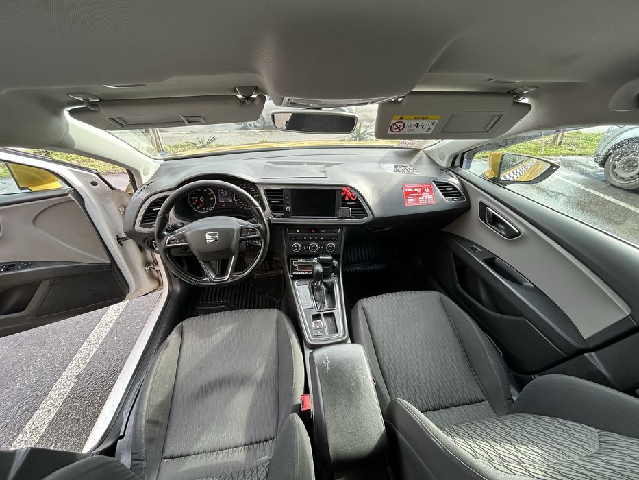 Seat Leon 1.5 TGI//DSG Фабричен Метан