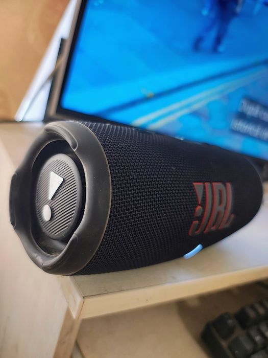 JBL charge 5 plus cablu original. ( Preț fix) !!!
