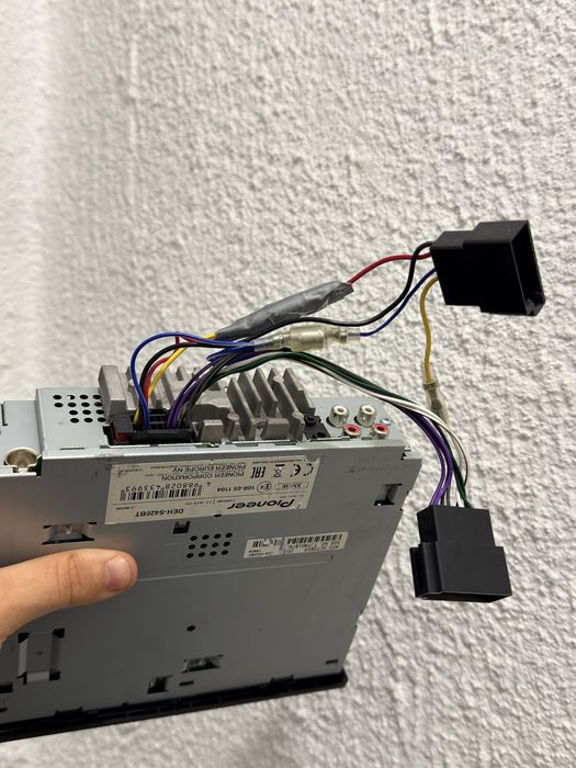 Аксесоари за Ауди A3 8L / Ауди А3 8Л - скоростен лост/топка, стопове фейслифт, радио плеър Pioneer DEH-S420BT
