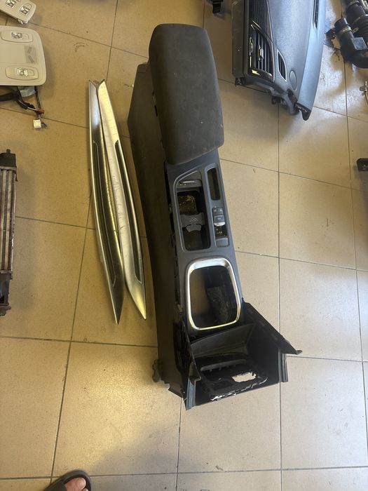 Cotiera megan 4 cu frana se mana electrica