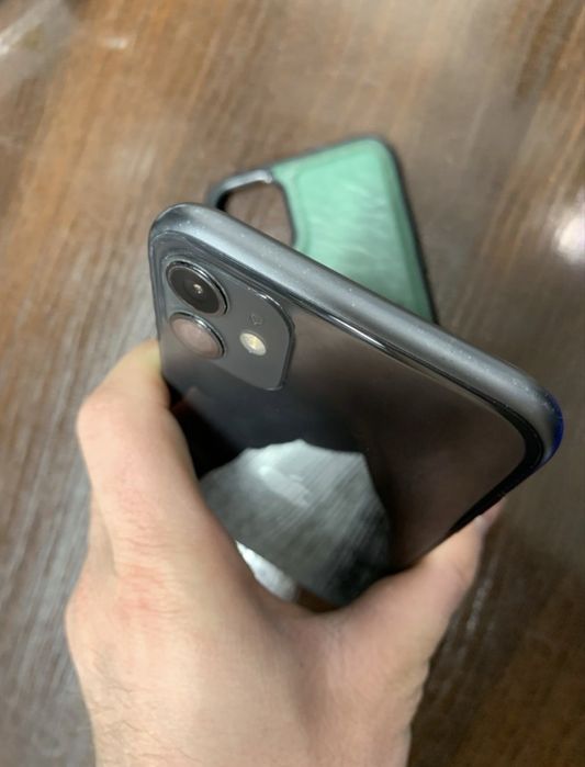 Айфон 11 128 гиг 75 емкость