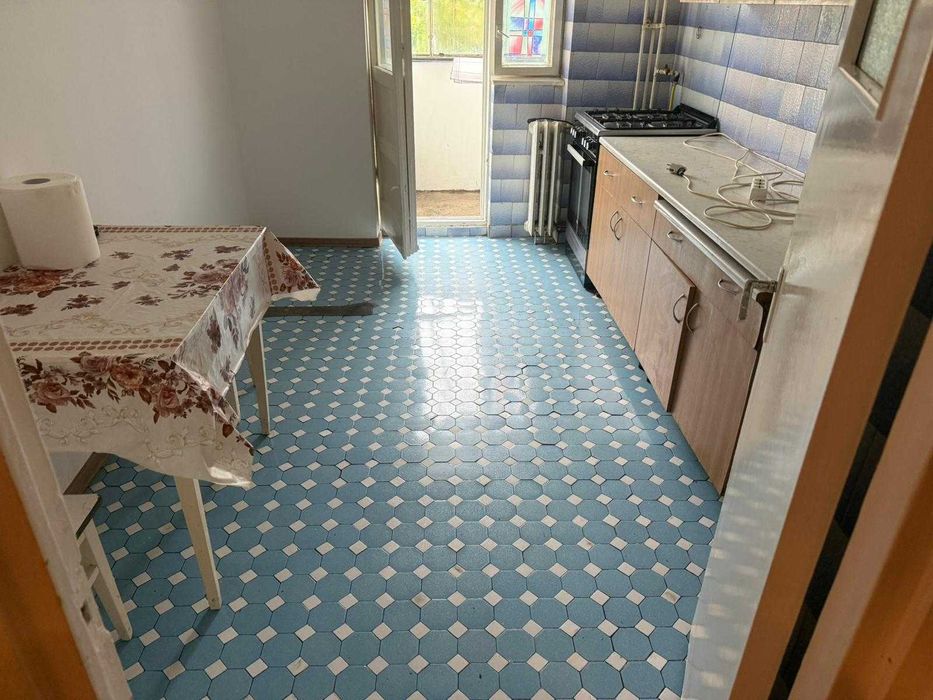 Vanzare apartament 2 camere Ploiesti, utilat si mobilat, acte la zi