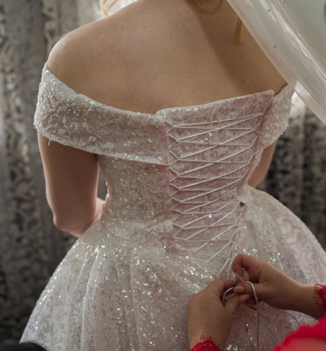 Свадебное платье