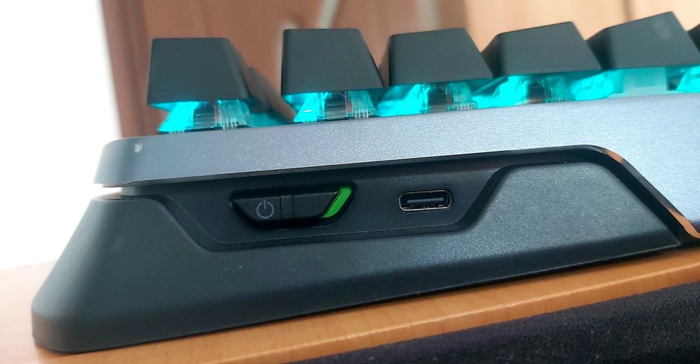Kit Gaming GameSir VX2 AimSwitch - Nou, Tastatură Mecanică + Mouse, pentru PS, Xbox, Switch și PC