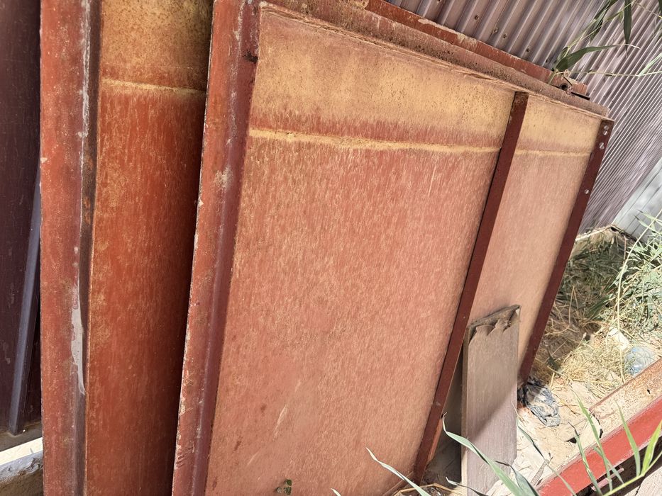 Ворота на гараж со стойкой