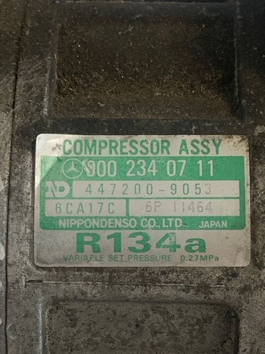 Compresor Ac 2.2D Mercedes-Benz C-Class W202 1993 - 2000 Oem