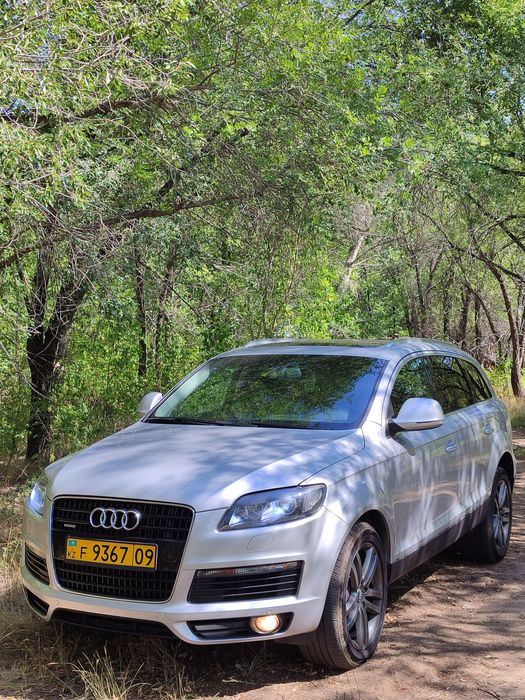 Ауди Q7 3.6 quattro