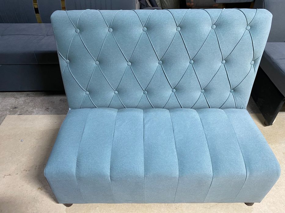 Диваны для кафе оптом