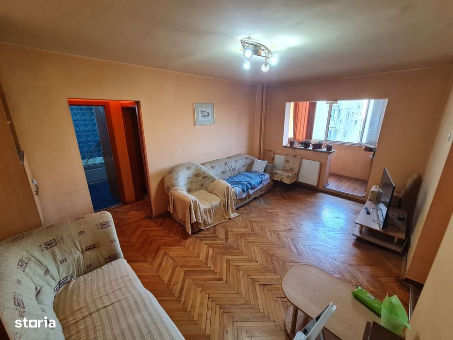 Vand ap.4 camere zona Micalaca Maranata Malul muresului et.2 cu balcon