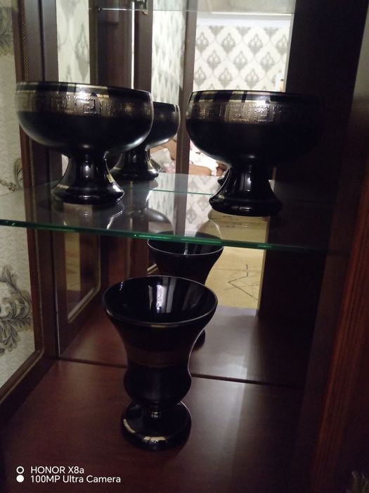 Versachi bagema idish