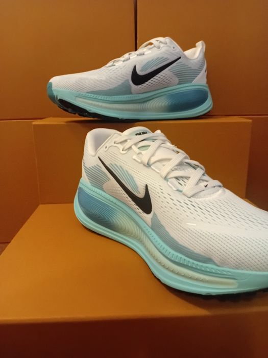 New model Nike vomero 18