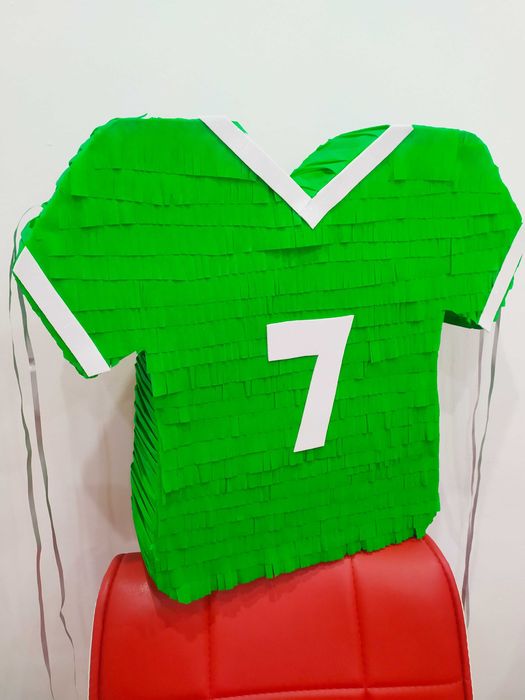 Minge de fotbal piñata