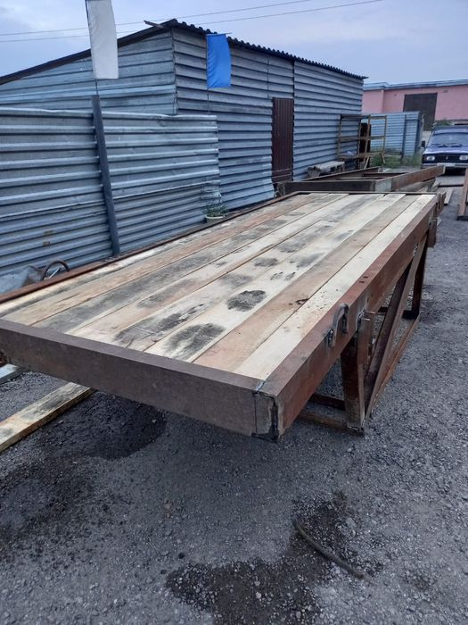 Продам столы для каменщиков