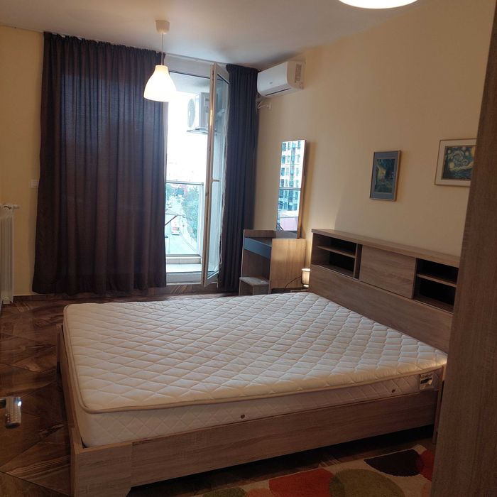 Дава се под наем Двустаен апартамент в София, Младост 4 - 79 кв.м за 700 € - Снимка #1