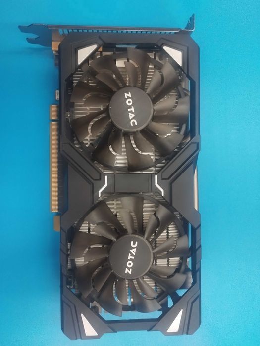 ZOTAC P106-100. Это аналог  GTX 1060 6GB легко ставиться на Windows 11