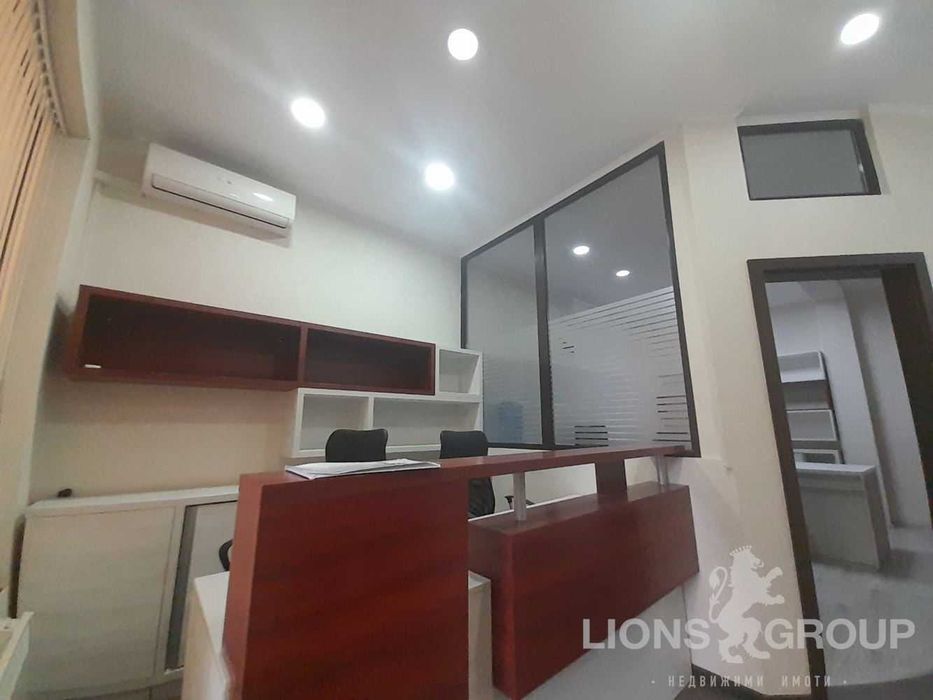 Офис, 55кв., Базар Левски!