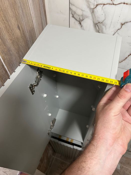 PVC шкаф с умивалник и колона Лисабон на Викард, 350 евро